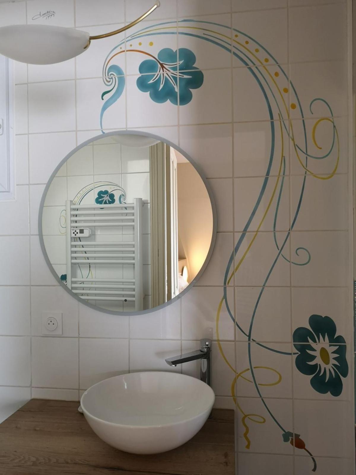 Les Visages Des Tournelles Bed & Breakfast Reims Eksteriør bilde